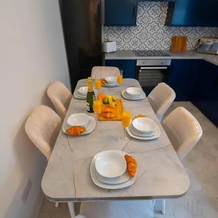 Holiday home Yss 16th Station Rd Spacious 11 Guest Redcar