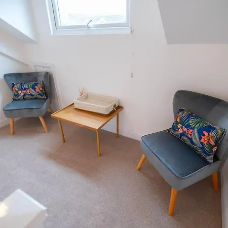 Yss 16th Station Rd Spacious 11 Guest *