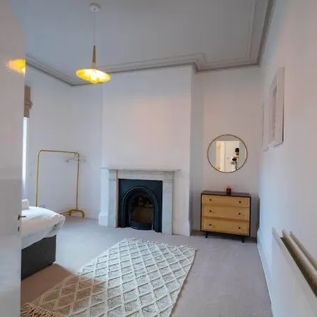 Yss 16th Station Rd Spacious 11 Guest *